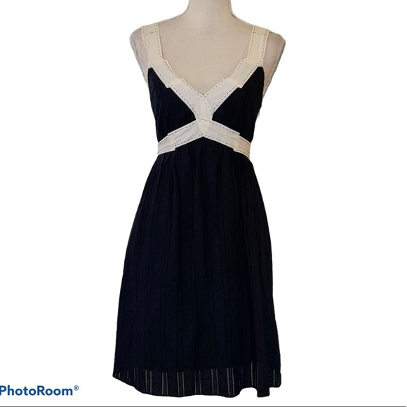 BCBGMaxAzria Black & Ivory Dress Sz XS - Picture 1 of 7